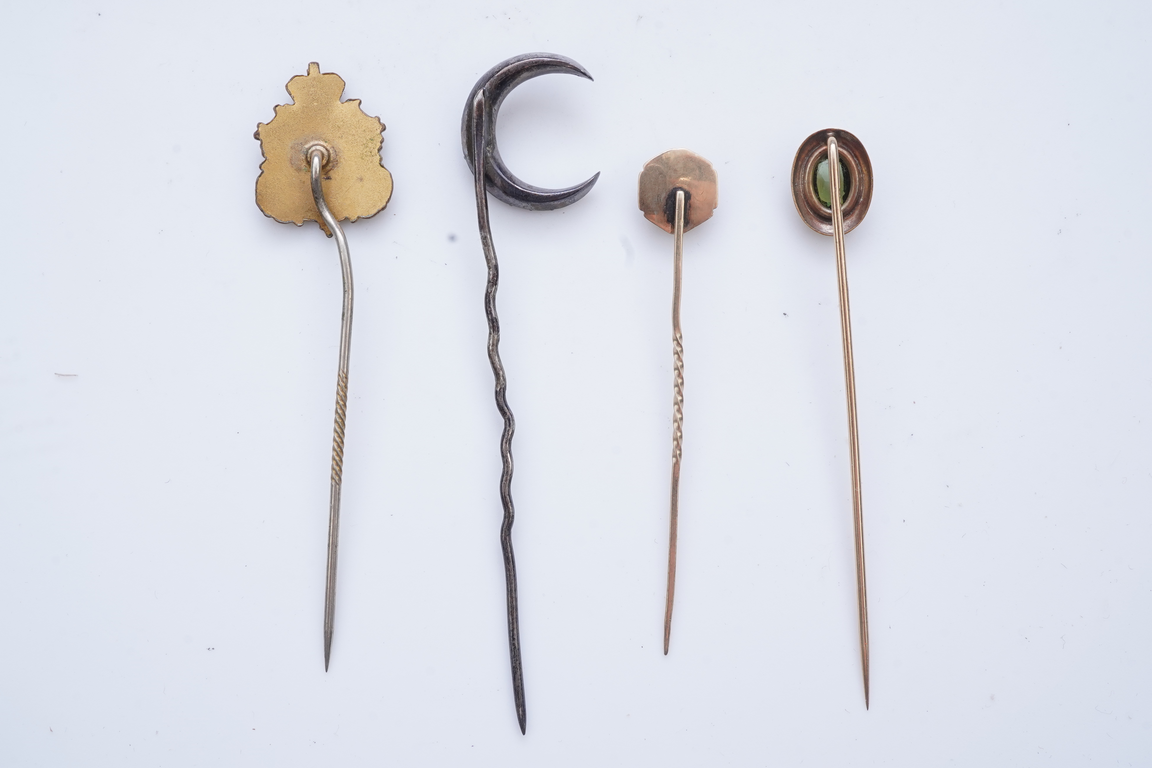 A collection of jewels including a Georgian paste brooch, early 19th century